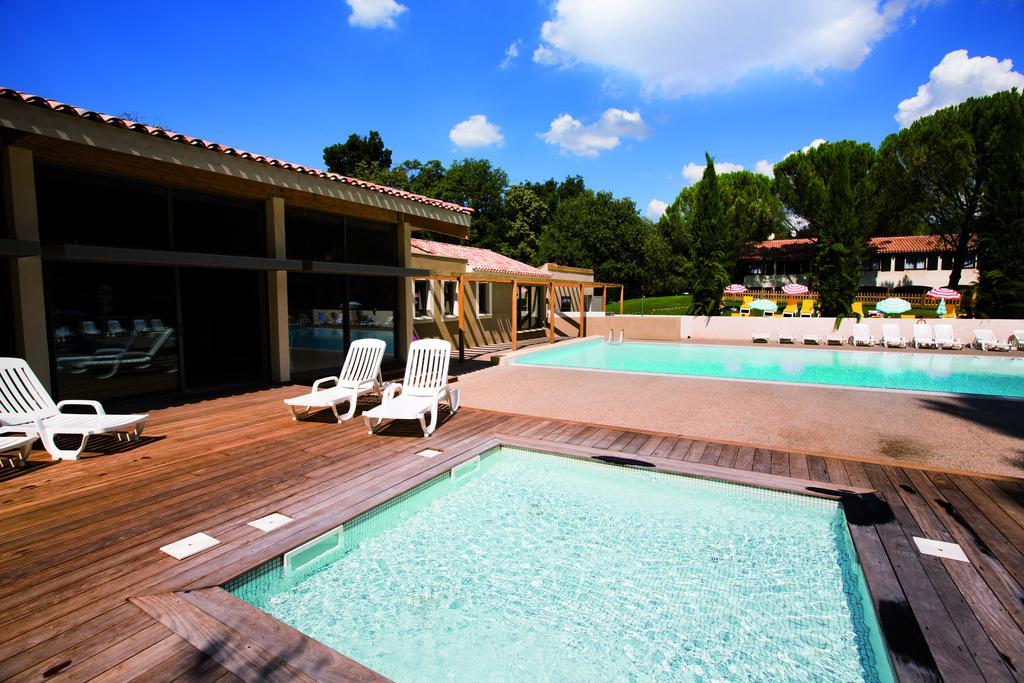 Club Vacances Bleues Domaine De Chateau Laval Greoux-les-Bains Exterior photo